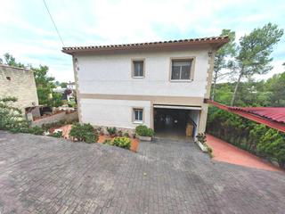 Maison  Dels roures. Fantástica casa con piscina.