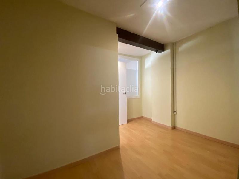 Foto 2d9bd5e8-69a4-4d9a-8d71-02abd9f6dd3d. Rent office space in San Pere Terrassa