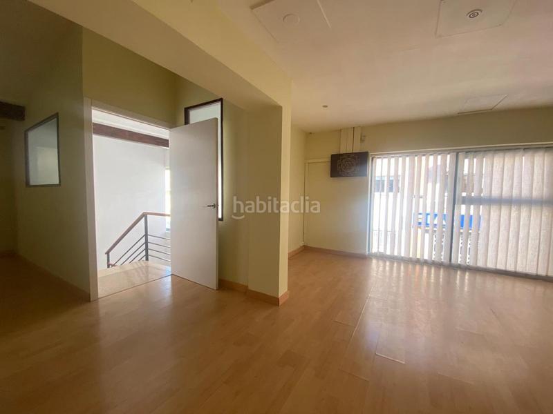 Foto cd7ad729-0504-4583-8431-172510c4ffa2. Rent office space in San Pere Terrassa