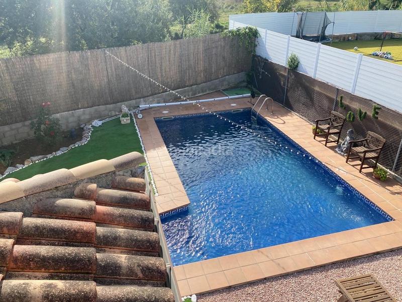 Foto 25d1a90b-78ad-4181-bb39-4969bd727aa8. Casa con riscaldamento parcheggio piscina in Les Fonts Sant Quirze del Vallès