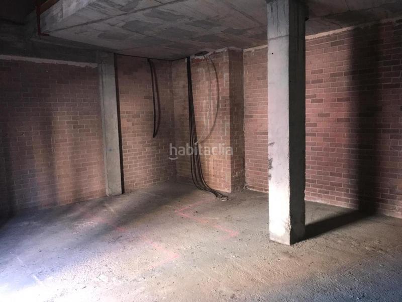 Foto 5f62d614-7ca0-4d51-845e-4ad74a0b7e28. Local comercial amplios escaparates que aportan gran visibilidad y luz en Terrassa