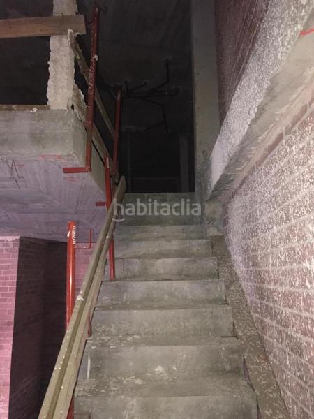 Foto eb2b642a-2530-47b4-acd5-8805914c2cca. Local comercial amplios escaparates que aportan gran visibilidad y luz en Terrassa