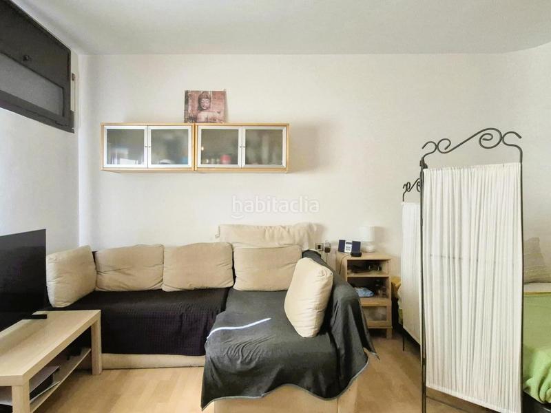 Foto 2aa4d81b-3027-4d31-a9fb-dc6d4095d318. Estudio perfecto para vivir o invertir en Zona Esportiva Terrassa