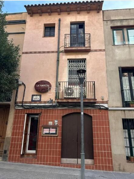 Foto e9b59cb2-e9f2-427e-8f41-fa1859fd619e. Casa a Barri del Centre Terrassa