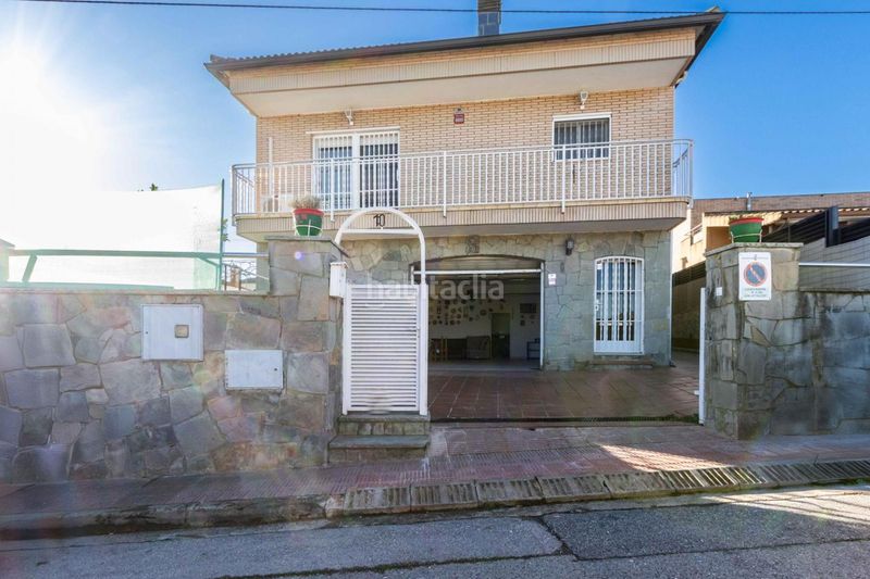 Foto 7236c495-3136-404a-a61c-f2315b57a44c. Casa a Can Parellada Terrassa