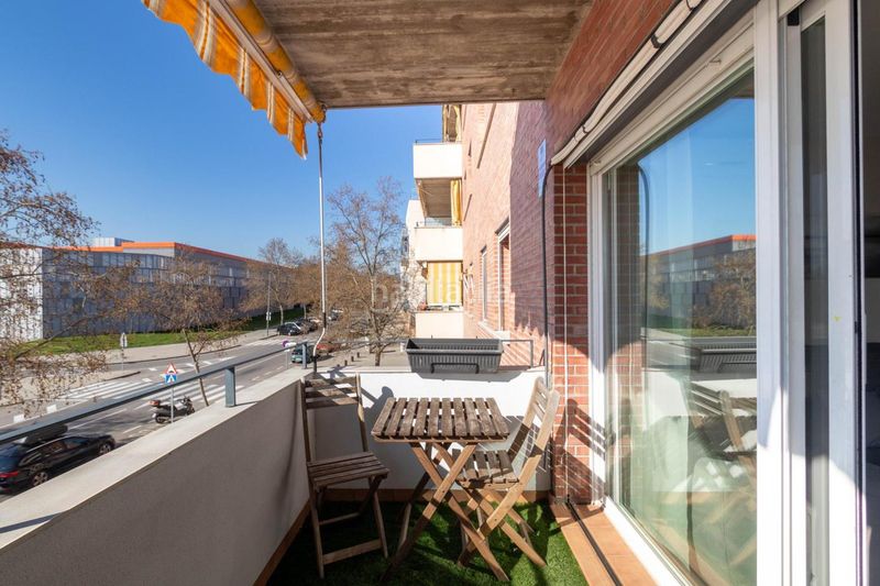 Foto e528b7d4-a028-4a47-9b3a-b9882b199659. Pis amb calefacció aparcament a Torre - Sana Terrassa