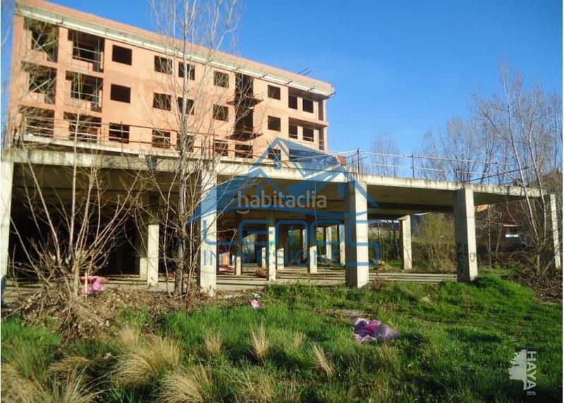 Foto b7b9121e-be1f-4303-993a-da9ce0026fef. Edifici a Benavides
