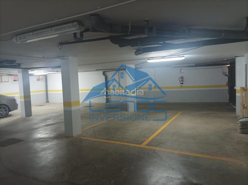 Foto d54c8000-a8e1-4379-9765-eb1746b5e273. Parking coche en Berceo