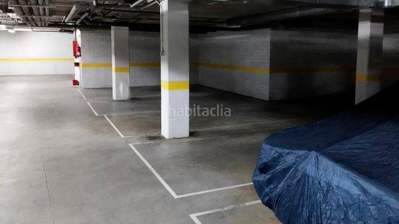 Foto a7b10199-6afc-4bdf-affe-50214002299f. Posto auto in La Lastra León