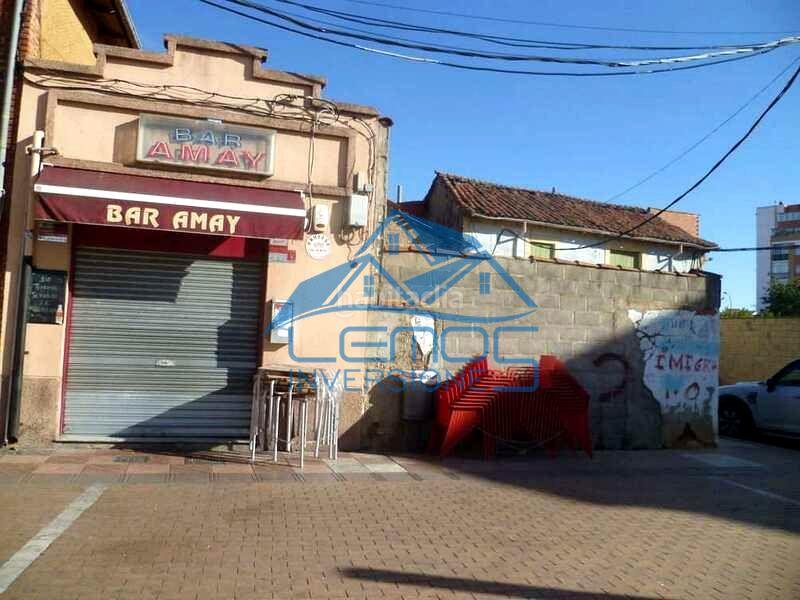 Foto cebc3a05-c7c7-453b-94b8-a78343834b5b. Terreno residencial en Puente Castro León