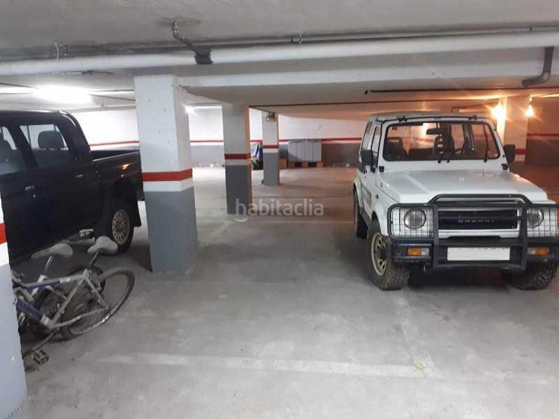 Foto 15405ddc-73cb-4afd-b8f3-fd468bcef45c. Parking coche en Valgañón