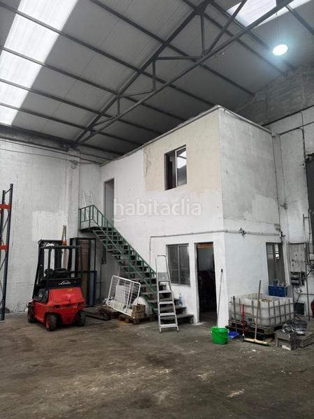 Foto 9bb3084c-00a1-4c29-82ee-2253f0c62cec. Fabrikhalle in Santovenia de la Valdoncina