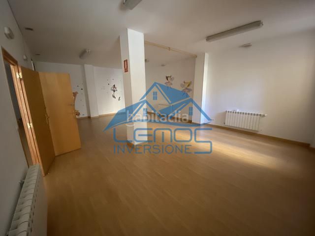Foto 7ed78f96-4530-452b-85eb-d2e376103b95. Local comercial a Centro Ponferrada