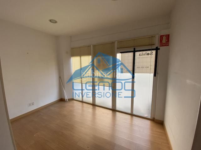 Foto adbca894-6a95-4a8d-8f7d-ba699f10dce7. Local comercial a Centro Ponferrada