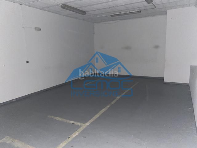 Foto b7bc45cc-5a5c-4f13-9857-117004fec55f. Local comercial a Centro Ponferrada
