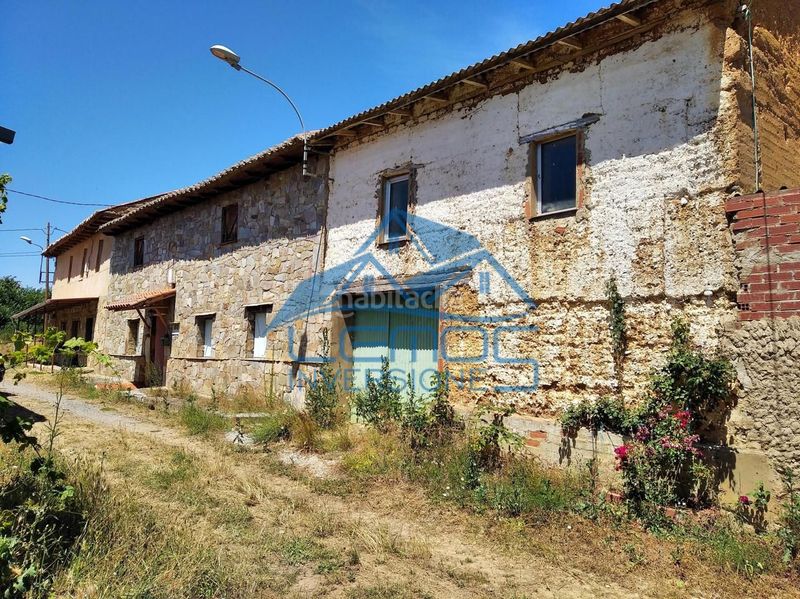 Foto ece13e3d-5505-48b5-b604-fcb6e37ae685. Casa a Laguna de Negrillos