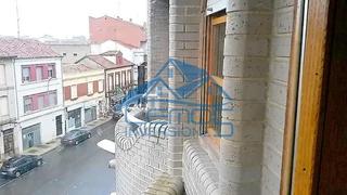 Appartement  Vía de la plata. Piso en avenida via de la plata 37 escalera 1 planta 3 puerta b