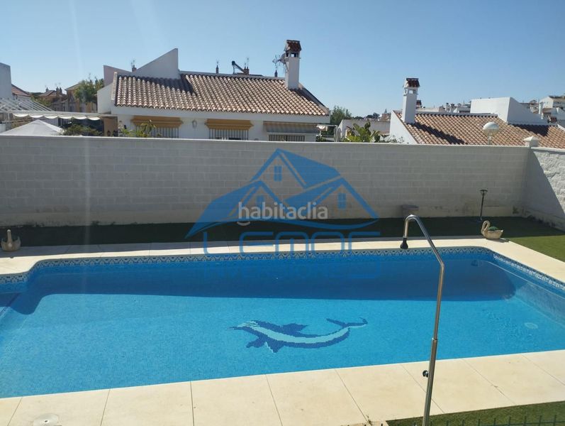 Foto 74d0931b-901b-41b9-8e8e-ec851bef3ddd. Casa amb aparcament piscina a El Portil