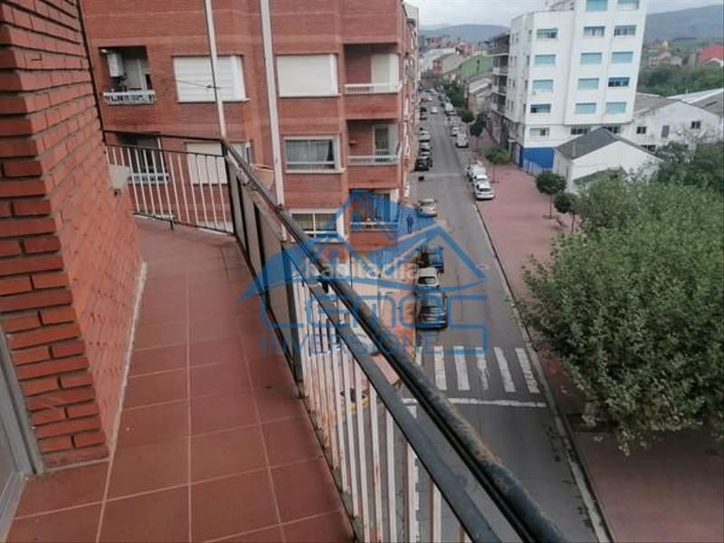 Foto 6e3dbc5e-3e6b-4674-a2f9-5f7d18617a59. Appartamento in Centro Ponferrada