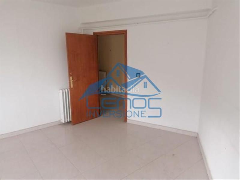 Foto b31ec65b-8351-4841-930b-5ab934023cc7. Pis a Centro Ponferrada