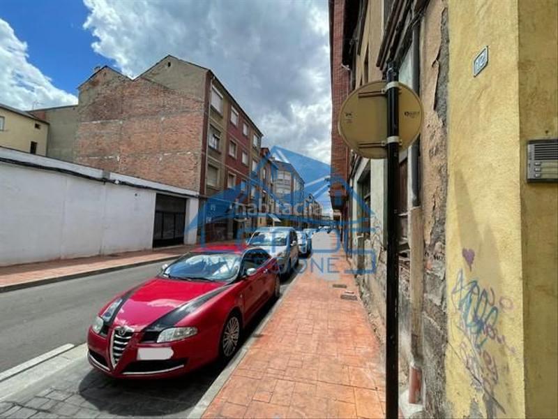 Foto b238b2ac-7781-4ed2-bb7f-38583d9f6531. Etagenwohnung in Flores de Sil - La Placa Ponferrada