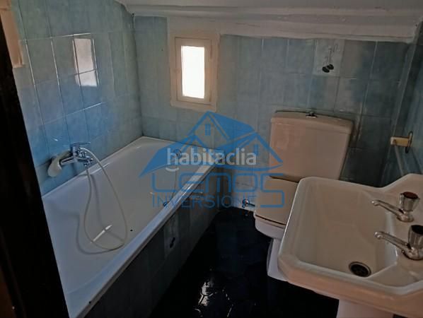 Foto a7ff8af4-455a-41fc-9c05-85429da060ee. Casa a Baños de Rioja
