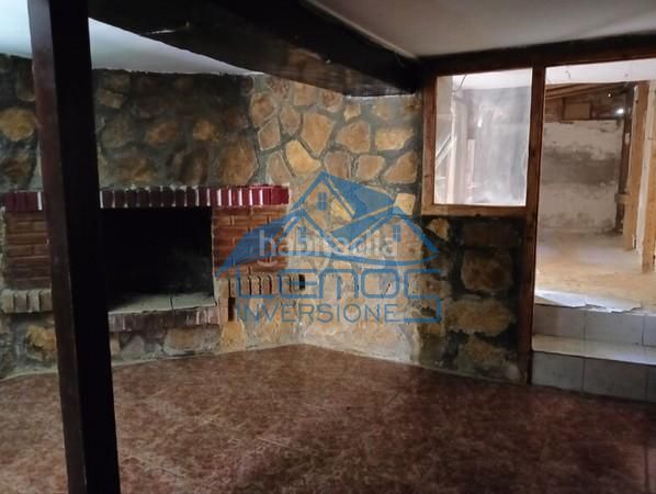 Foto b8ef3593-e2d1-4204-acab-0564e8dc7027. Casa a Baños de Rioja