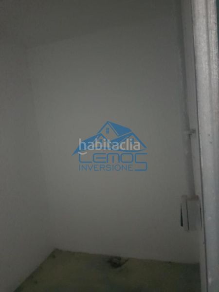 Foto 1c70cba9-dc84-4c9f-9fa8-324230e4dcad. Aparcament cotxe a Rodezno
