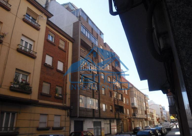 Foto e0fb7466-af3f-41cf-858b-8910988489c9. Aparcament cotxe a El Ejido - Santa Ana León