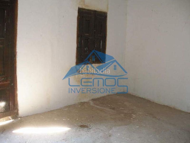 Foto d3208ace-1790-4975-83f3-d5c8921693f1. Casa a Tirgo