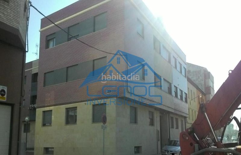 Foto a6073687-a94c-40ca-81e4-d4d6ccb57033. Parking coche en Santo Domingo de la Calzada