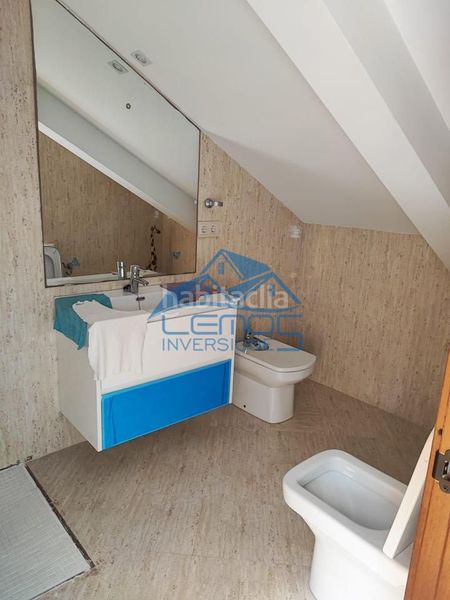 Foto 2790f659-f613-4cda-974a-5429ac9de130. Casa amb aparcament piscina a Candamo