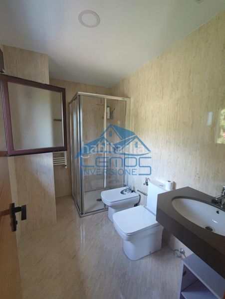 Foto 288087f1-34e0-4048-8fe0-d4dcc4af4739. Casa amb aparcament piscina a Candamo
