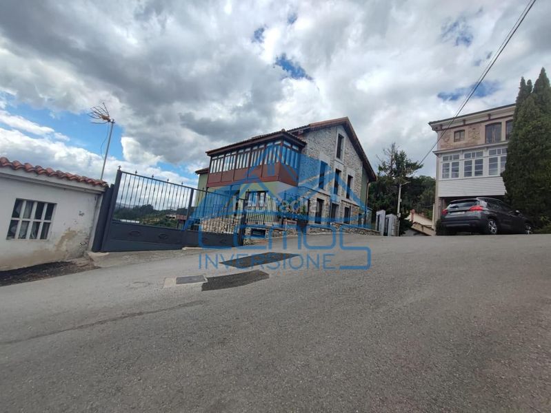 Foto 57408d99-3716-4084-b0f6-0c88deddef4f. Casa amb aparcament piscina a Candamo
