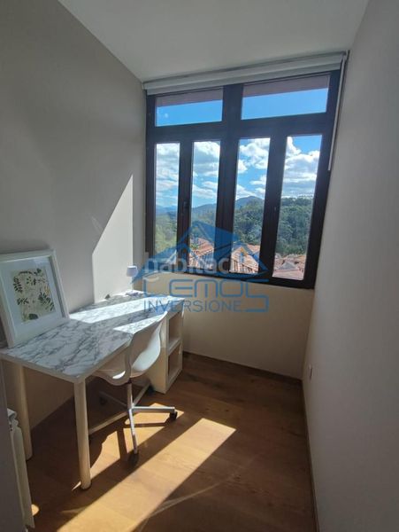 Foto a54da417-f1d2-42dc-a65e-25e3af8c624f. Casa amb aparcament piscina a Candamo