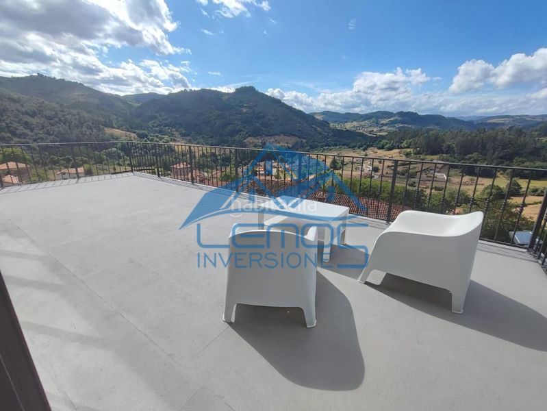 Foto bc7d8645-d84e-4cf8-911e-634a3e195b6c. Casa amb aparcament piscina a Candamo