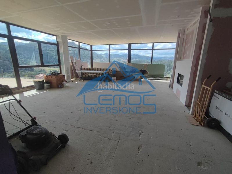 Foto eb805791-f867-4abf-9e28-265ca16b78a4. Casa amb aparcament piscina a Candamo
