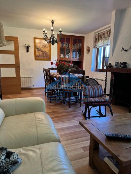 Foto 223f0e68-eb28-42ff-a1bd-90f62feba2e5. Casa a Boñar