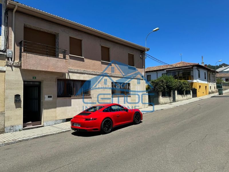 Foto 33273b73-375b-4634-8bef-1263d1d3f735. Casa a Boñar