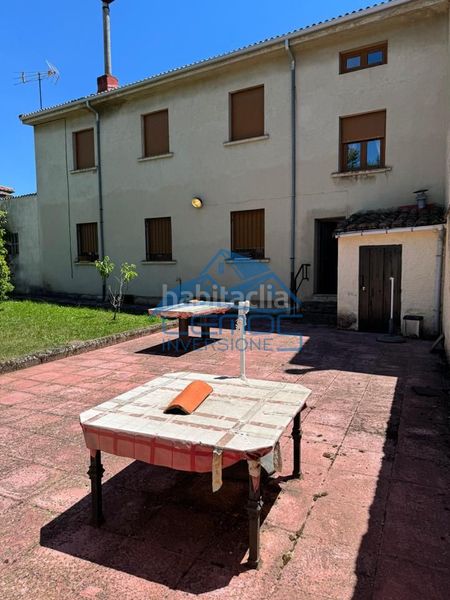 Foto dab7633e-fa49-41b5-b75b-a85f571a1af0. Casa a Boñar