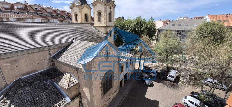 Foto 77a52632-d72c-4a81-9662-5861d6c65fad. Pis a San Lázaro Zamora