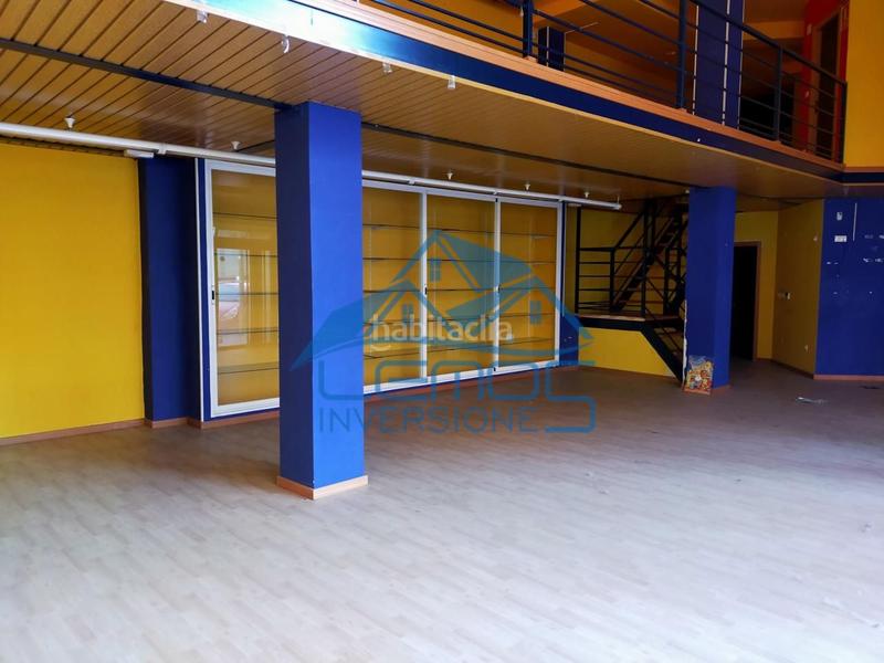 Foto eef76dfc-0a2e-43e8-abf7-cb560ff7caaa. Local commercial dans Centro Ponferrada