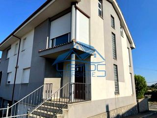 Maison à Herrero 33. Chalet en venta en sariegos león