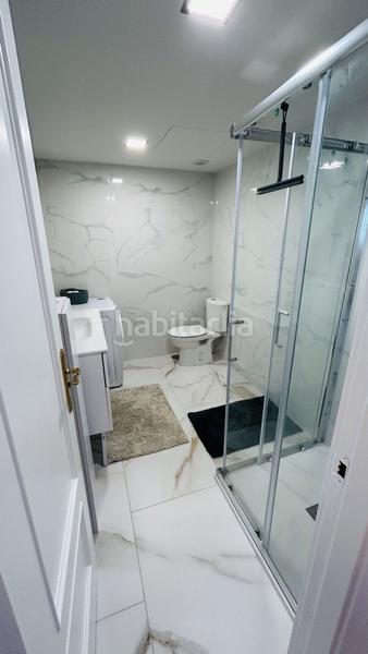 Foto e50eb08b-6ff7-4c2f-acff-2d681a588a2a. Apartamento  en venta en sitio de Calahonda, 2 dormitorios. en Mijas
