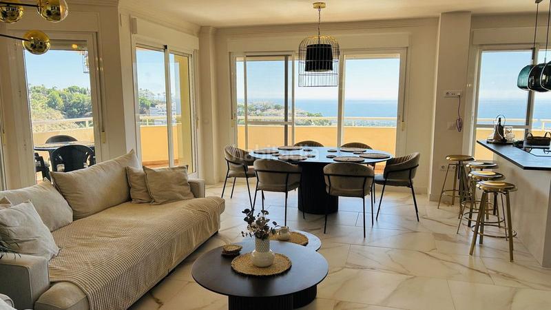 Foto eaf58109-11ca-4683-af07-89e431e6ef02. Apartamento  en venta en sitio de Calahonda, 2 dormitorios. en Mijas