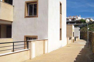 Aparcament cotxe a Doña Julia Golf. Garaje en venta en casares golf.