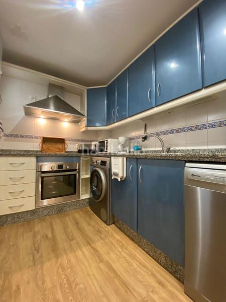 Foto c4b33f98-c1d7-4a8d-b350-4bf1b1718639. Piso  en venta en torrequebrada, 3 dormitorios. en Benalmádena