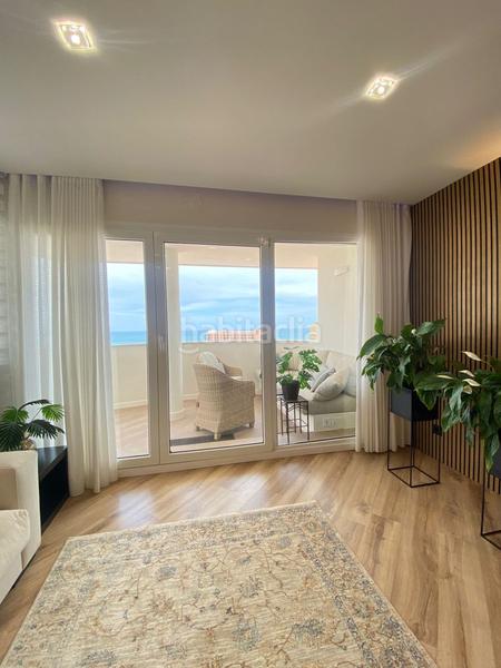 Foto cba0cd72-8f2c-40dd-aae3-7091e5b7b7bf. Piso  en venta en torrequebrada, 3 dormitorios. en Benalmádena