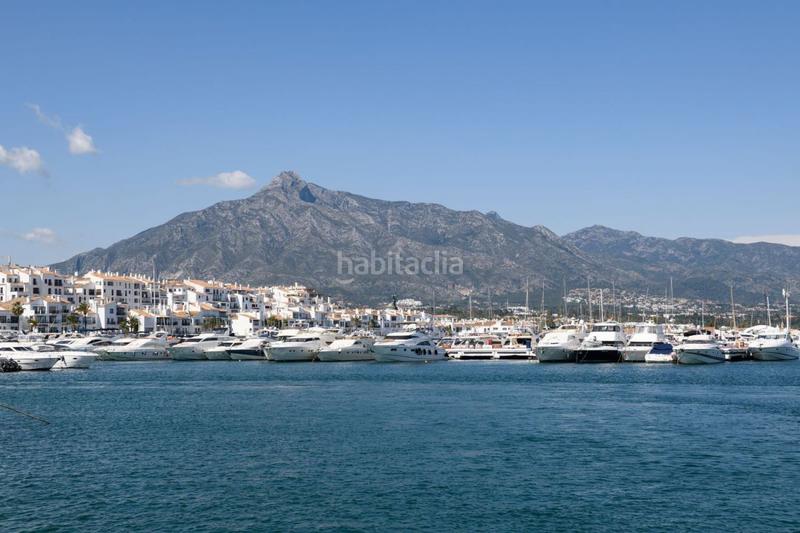 Foto 400ddb4c-fa8b-41fe-926a-7ab86e417ec9. Pis amb calefacció a Centro ciudad Fuengirola