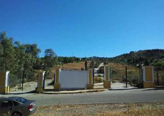Terreny residencial a Coín. Solar en venta en miralmonte.